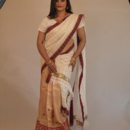 Traditional Assamese Mekhela Chador - Handwoven Elegance in Cream & Maroon
