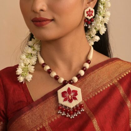 Ivory Thread Bead Necklace Set with Kopou Phool Pendant