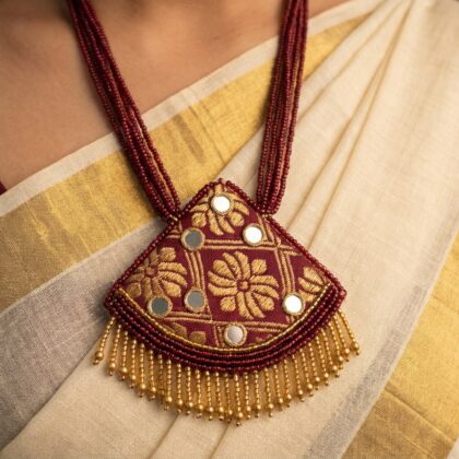 Maroon Fan Pendant Necklace with Gold Zari Motifs