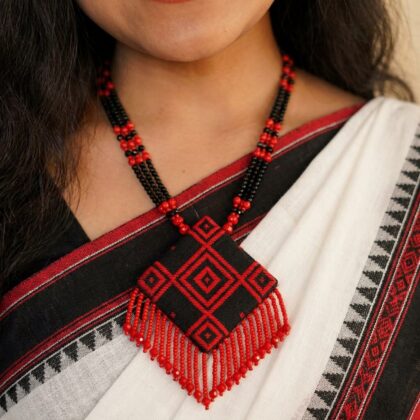 Mising Motif Geometric Pendant Necklace in Black & Red