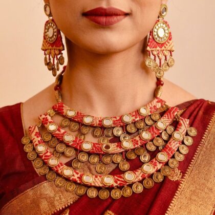 Bridal Heritage Coin & Mirror Fusion Necklace Set
